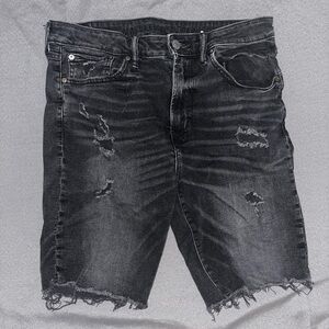 American Eagle Air flex + Men’s 34 Jean Shorts